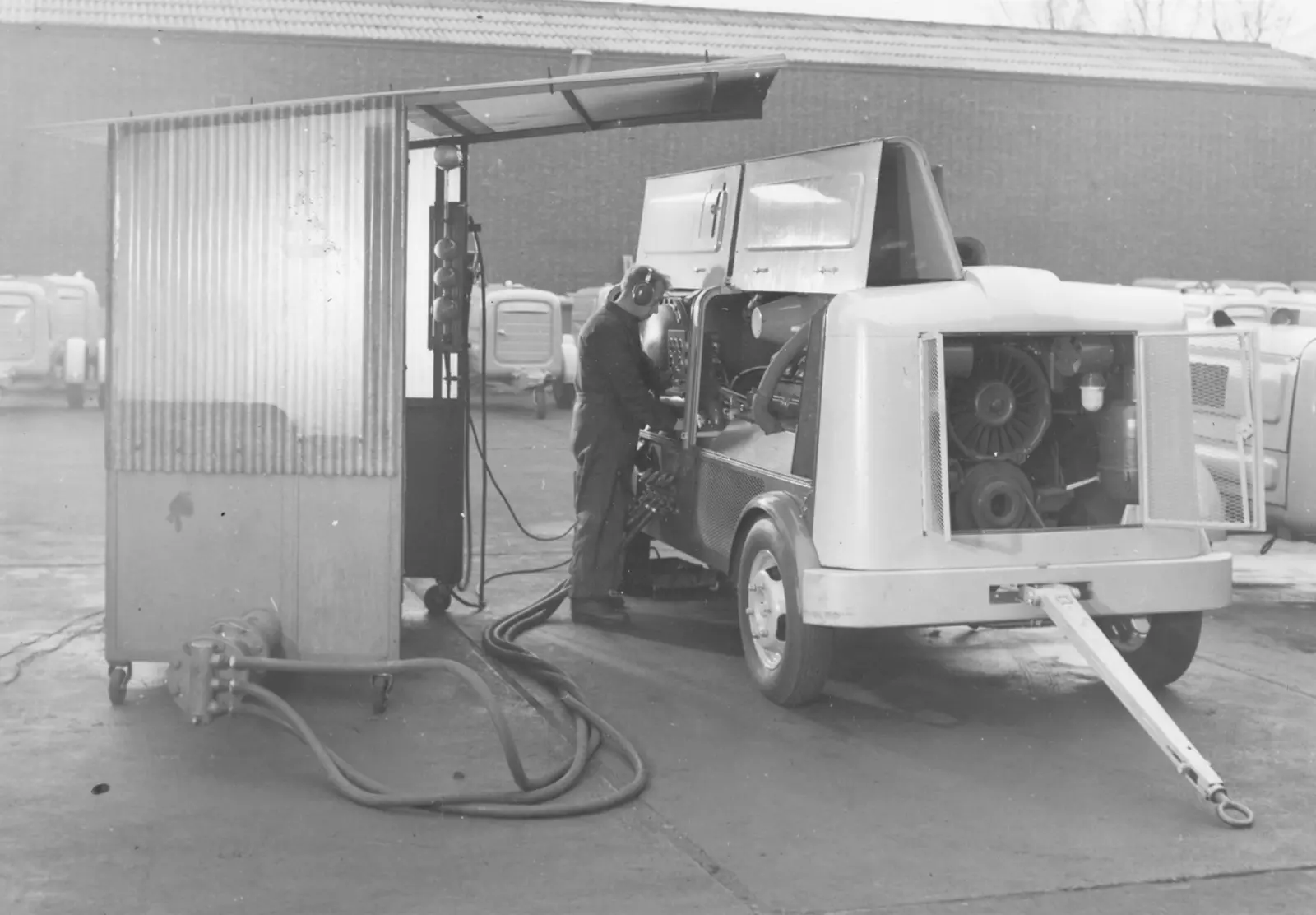 atlas-copco-portable-oil-free-air-compressor.webp
